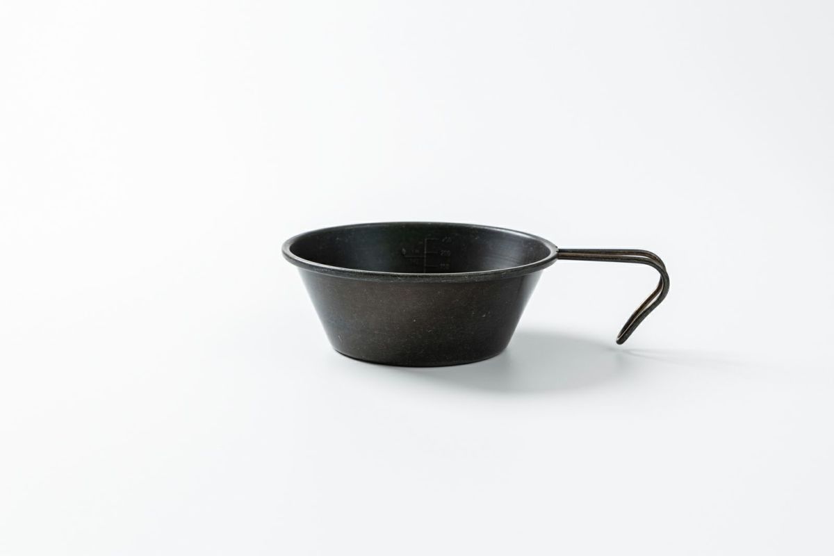 黒酸化ビンテージ加工シェラカップ -HILLSFIELD- エンボス 330ml