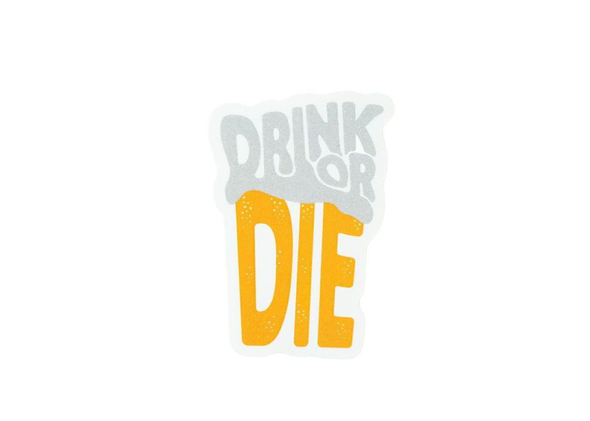 DRINK OR DIE ビールイラストステッカー 50×72.5mm | HILLS FIELD